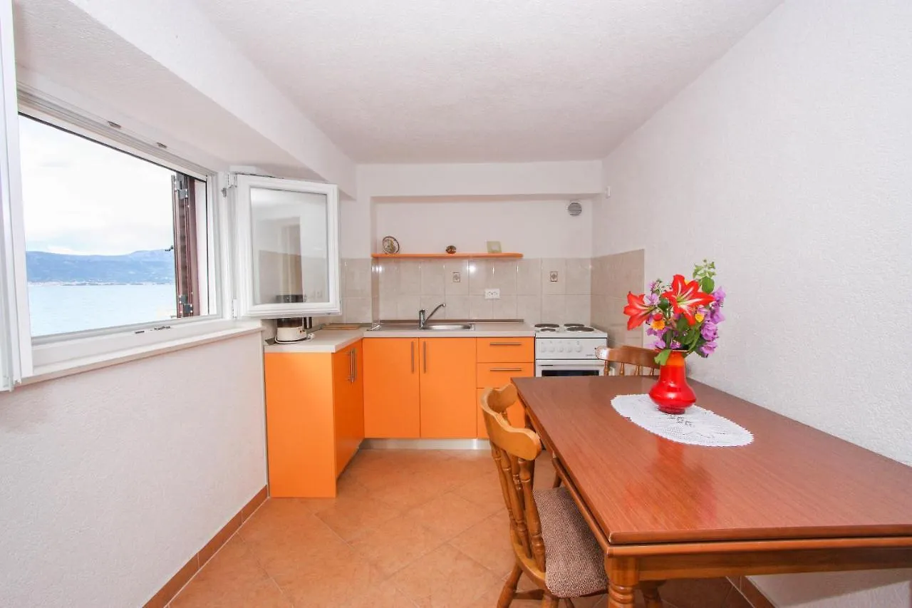 Apartments Braco Trogir 0*,