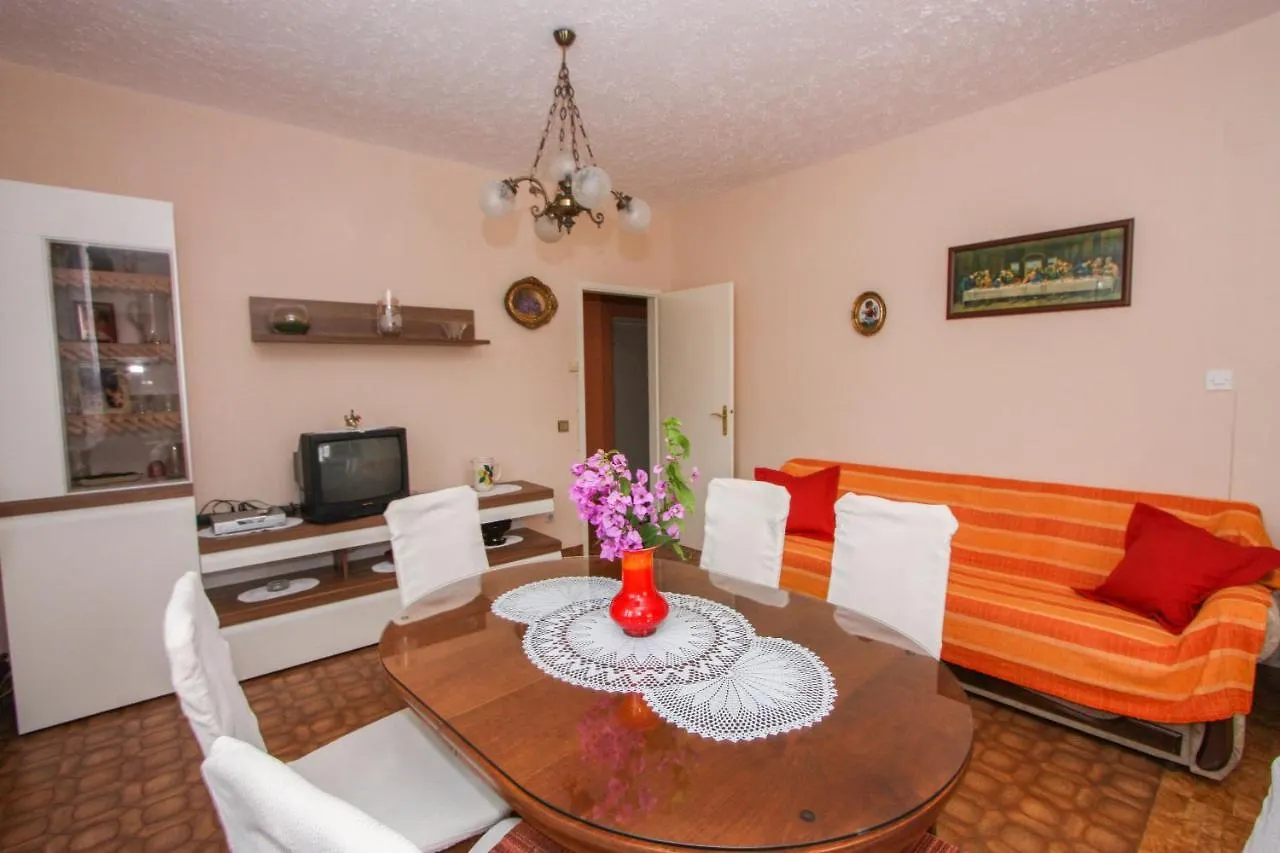 Apartments Braco Trogir