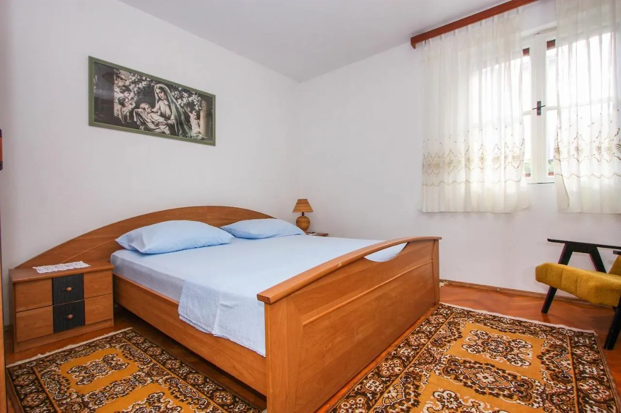 Apartments Braco Trogir