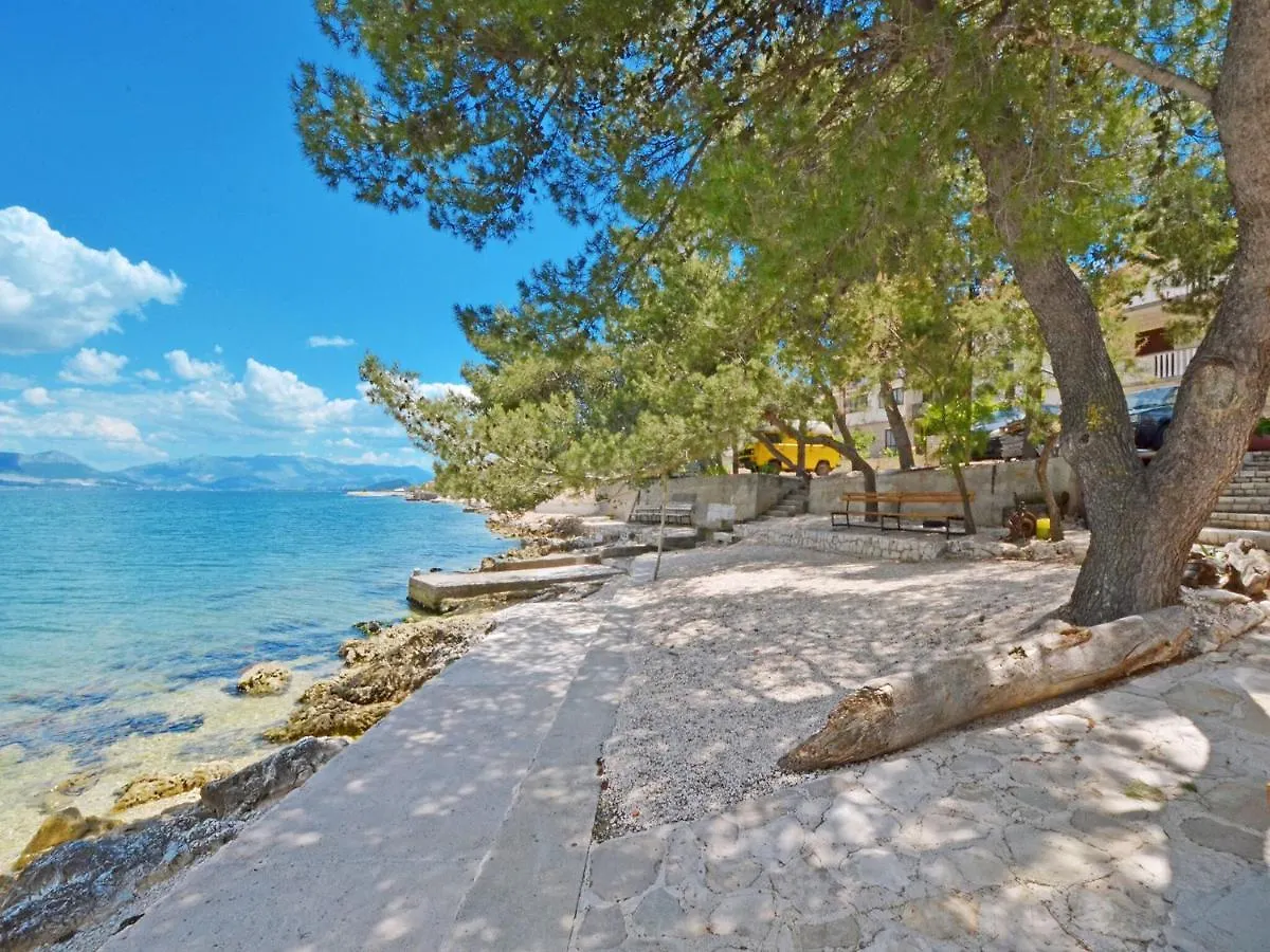 Apartments Braco Trogir