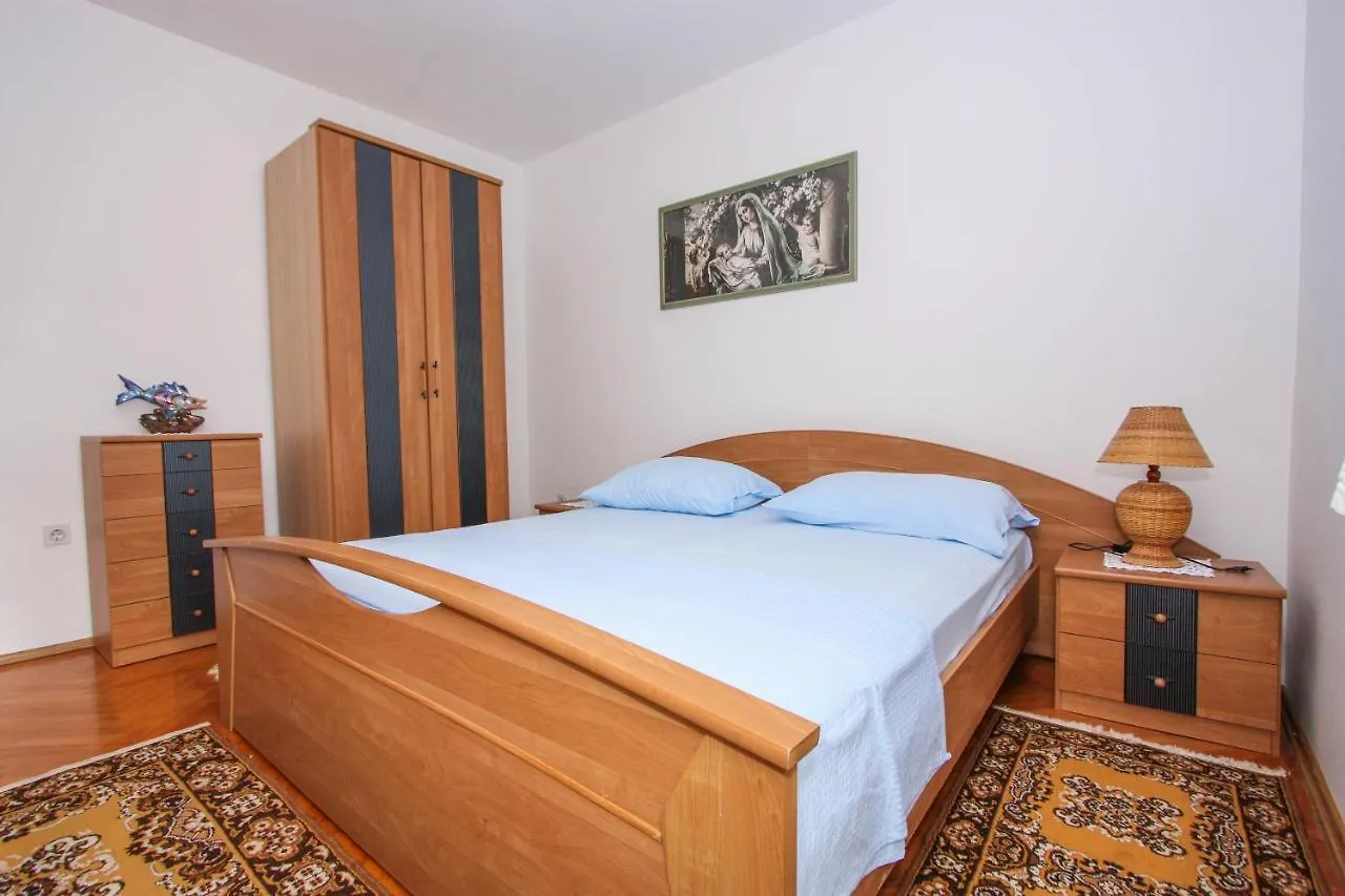 Apartments Braco Trogir 0*,