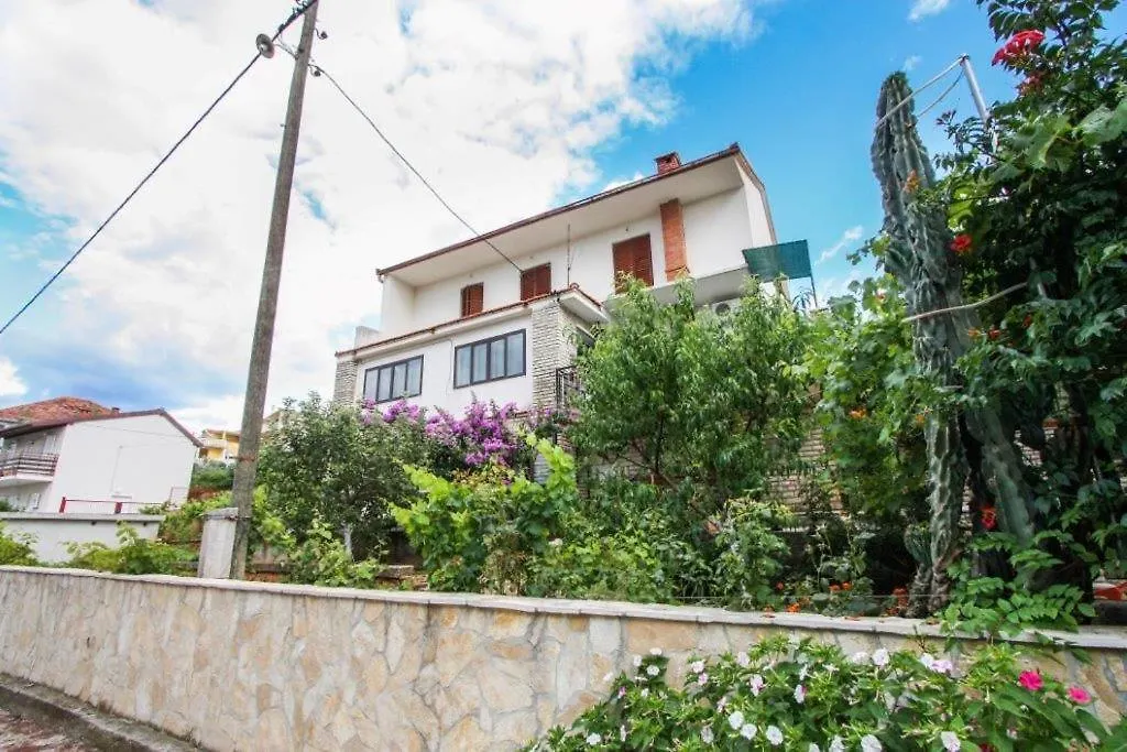 Apartments Braco Trogir