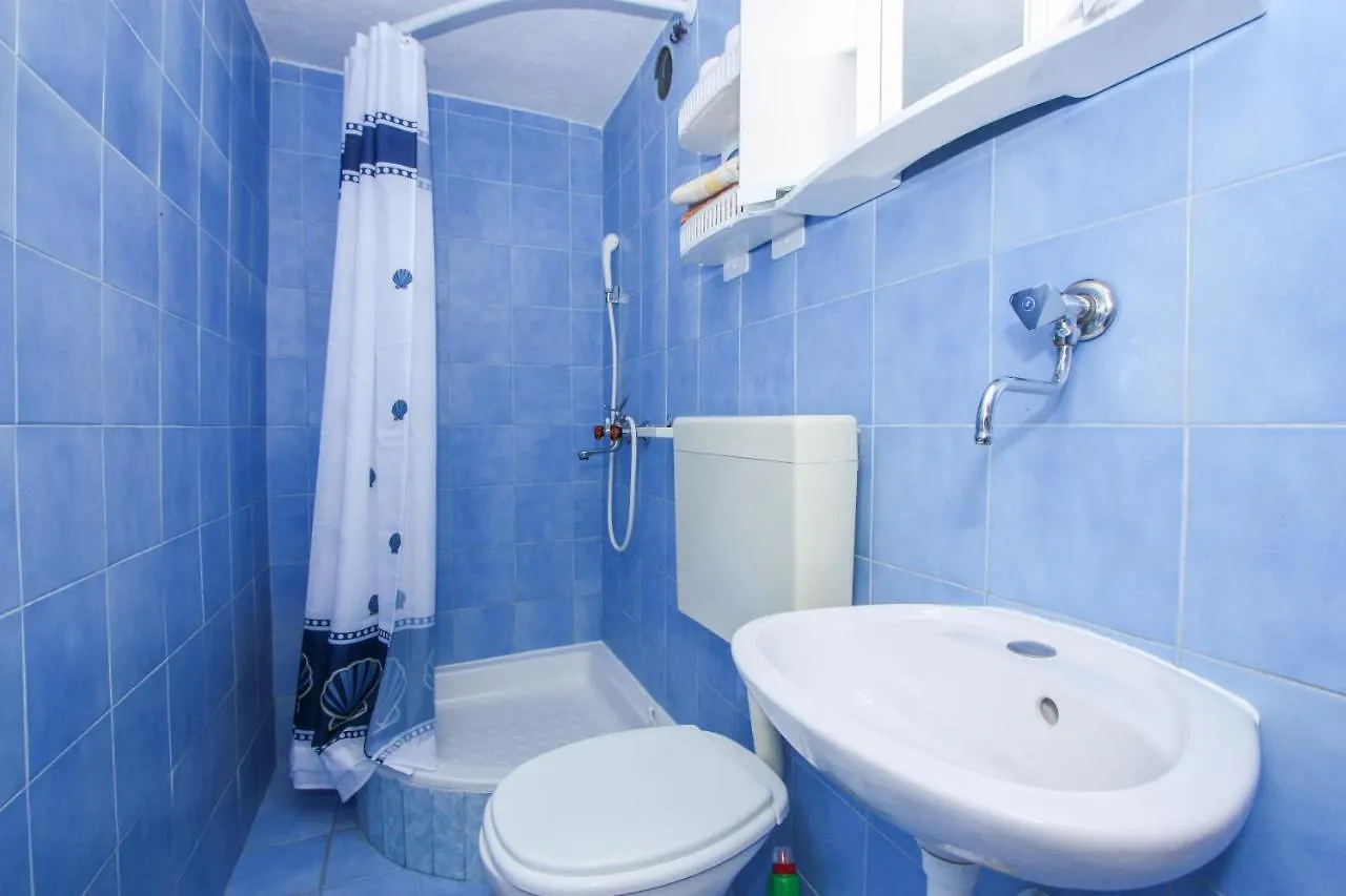 Apartments Braco Trogir 0*,